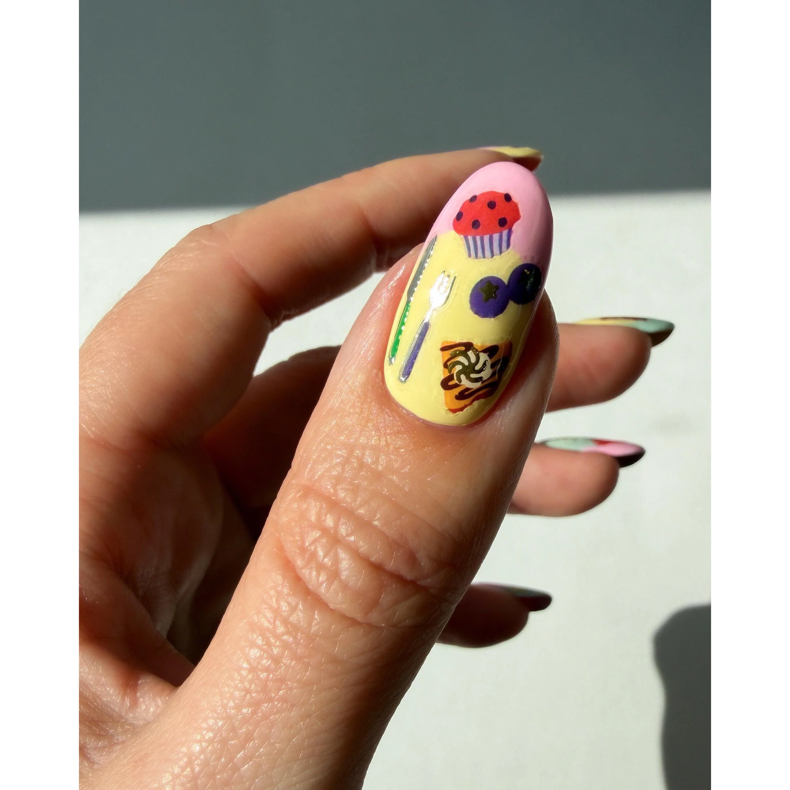 Thumb 4